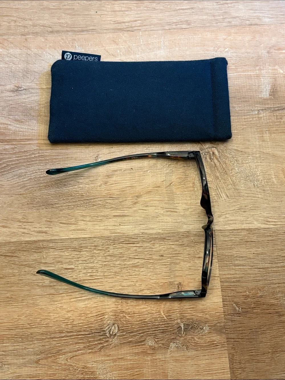 Women’s Peepers +2 reading glasses “Nature Walk” style, very good used condition